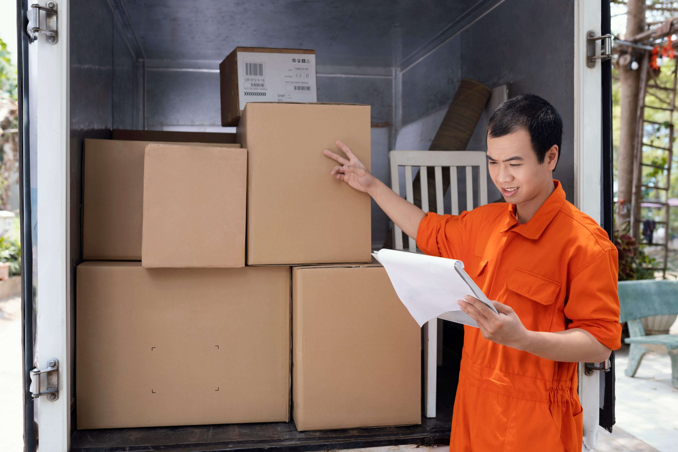 Tuân thủ quy định giao thông