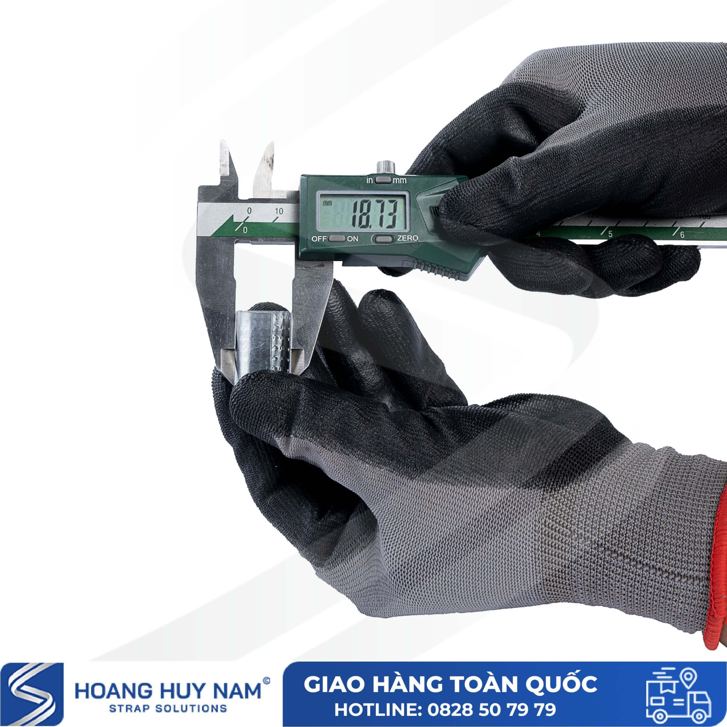 Khóa đai và bọ thép rất bền, siết chặt tốt