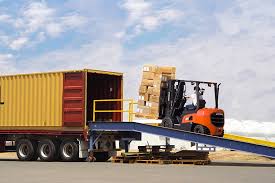 Lý do cần bốc xếp hàng hóa container đúng cách